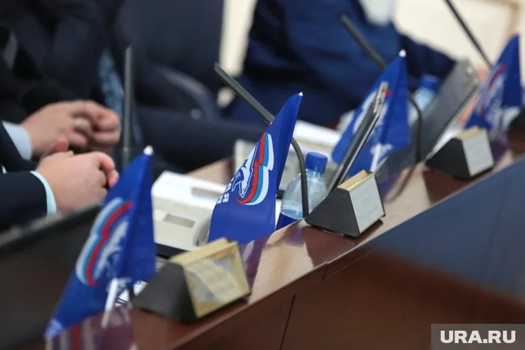 Захарова собираются исключить из фракции ЕР