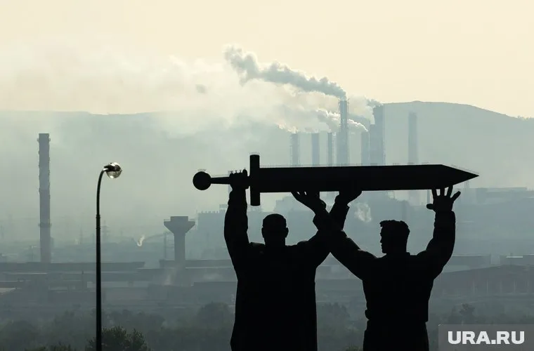 Сообщения о минировании поступили в объекты по всему городу