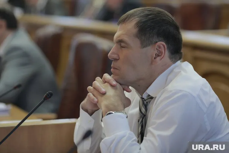 Все партии предпочли держаться от Андрея Барышева подальше