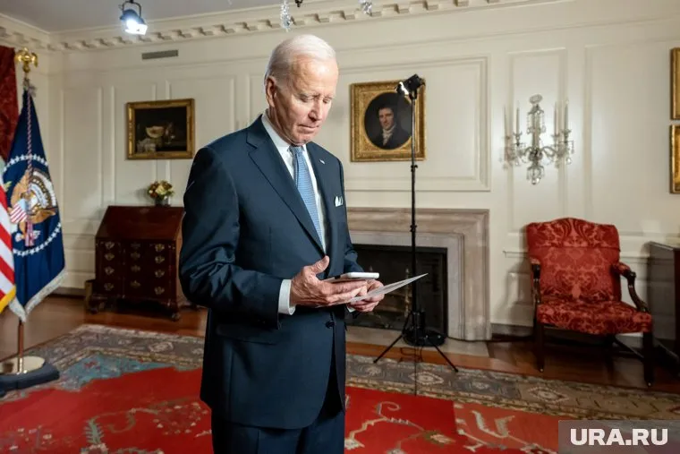 Джо Байден заявил, что США не должны отступить от поддержки Украины