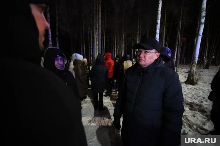 Николай Смирнягин попытался ответить на все вопросы возмущенных жителей