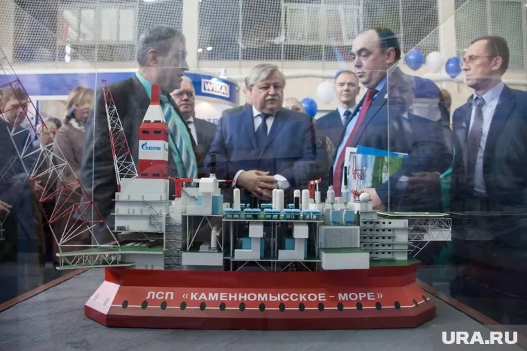 Для разработки месторождения компания заказала «плавучий остров»