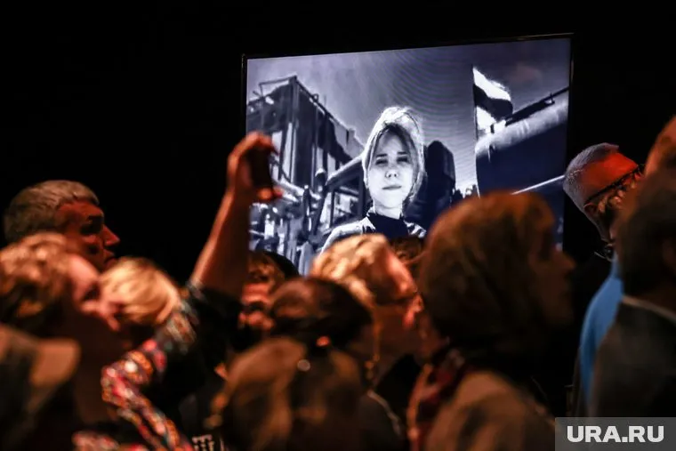 Ранее министр обороны Чехии Яна Чернохова заявила, что ей не жаль ни Дарью, ни ее отца