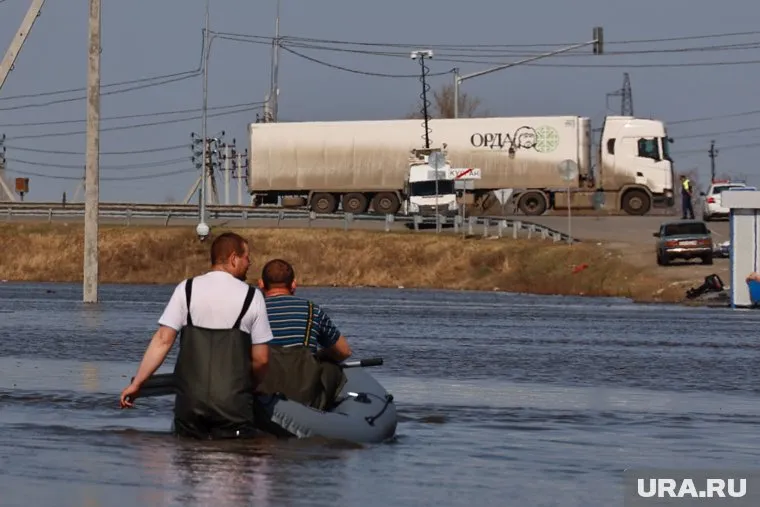 Снижение произошло на один сантиметр за два часа (архивное фото)