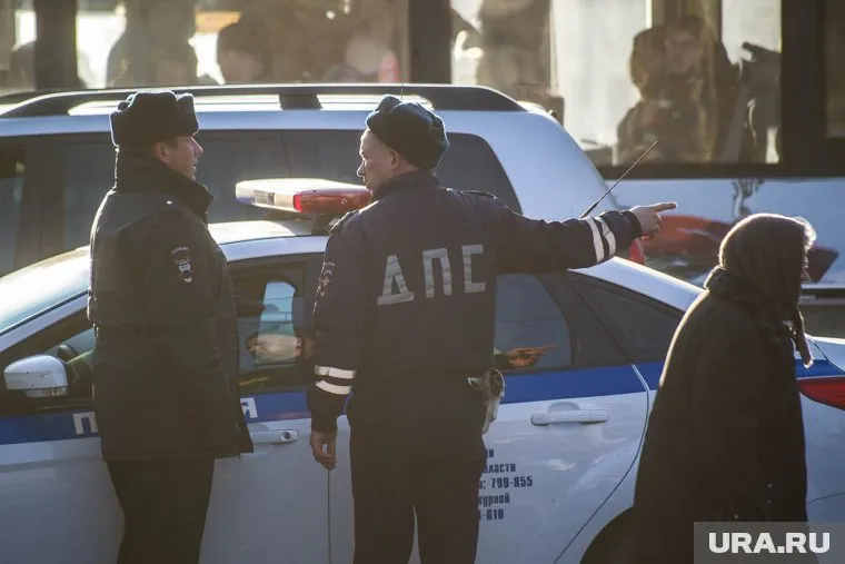 В результате аварии погиб водитель одной из фур