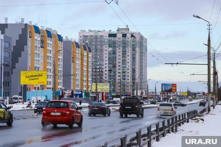 В Кургане проспект Голикова останется без асфальта на три месяца