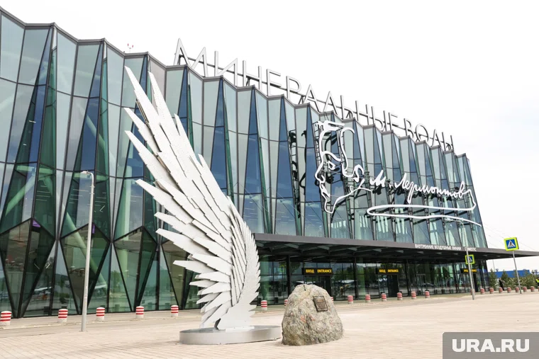 Рейс Москва—Геленджик отправлен в аэропорт Минеральных Вод, из-за ухудшения погодных условий в Геленджике