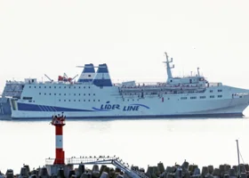 «Заберите нас»: как россияне выживают на пароме, который спустя три дня ожидания у Сочи вернулся в Турцию