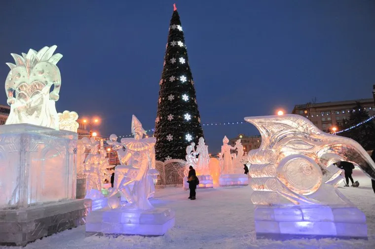 Запуск Ледового городка в эксплуатацию. Челябинск, ледовый городок, ледовые скульптуры