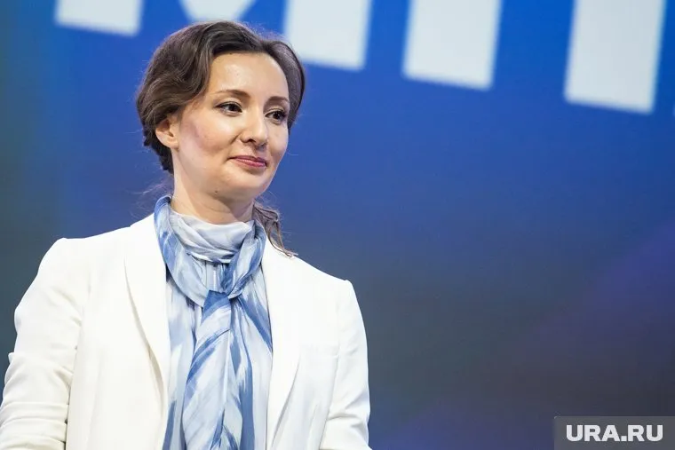 Анна Кузнецова поддержала идею поощрения волонтеров