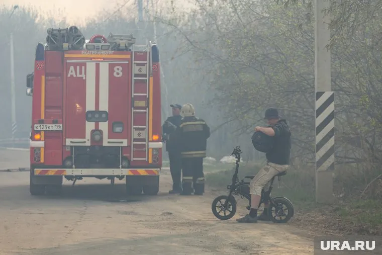 В Тюменском районе сейчас бушуют пожары
