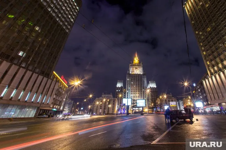 Найджел Кейси передаст верительные грамоты Владимиру Путину