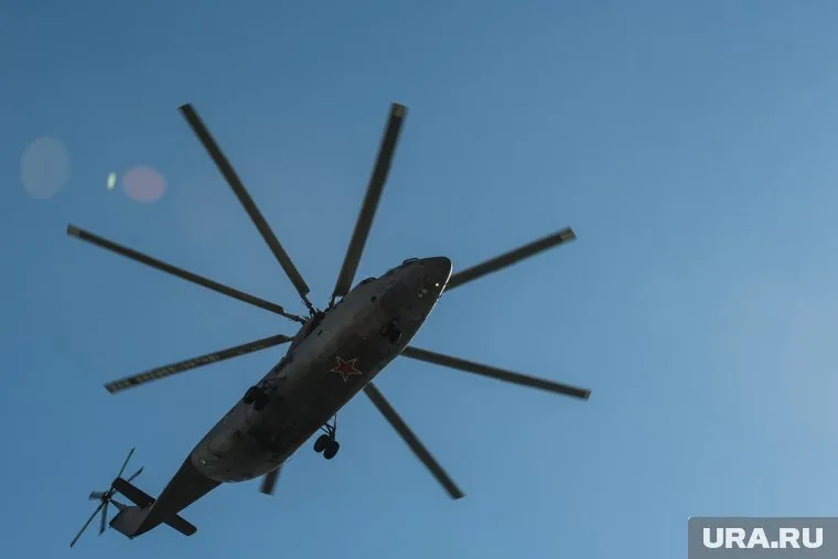 Вертолет Ми-8 мониторил лесные пожары