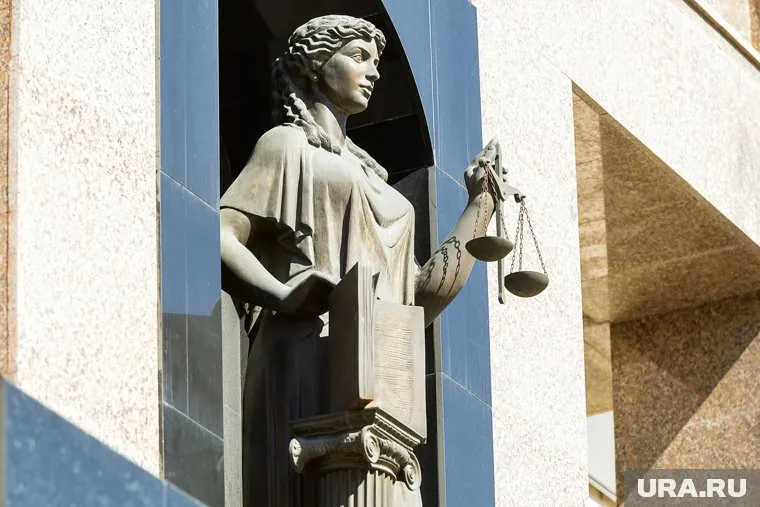 Суд признал незаконным отказ минсоцотношений в выдаче удостоверения многодетной семье