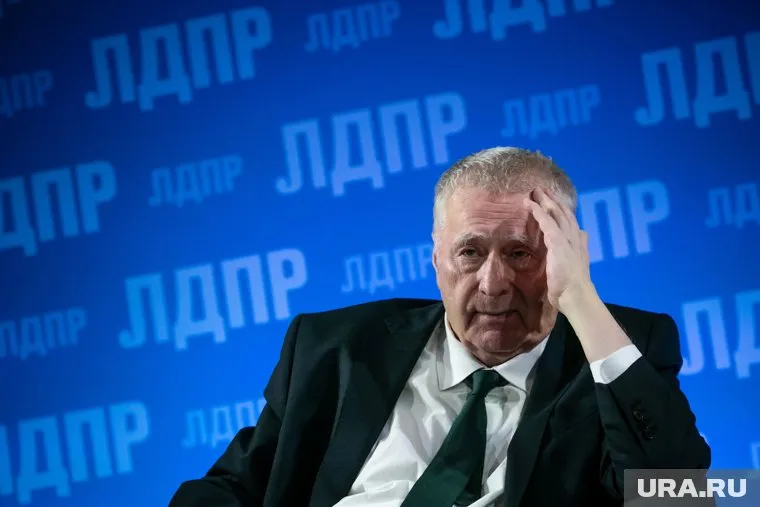 Лидера ЛДПР Владимира Жириновского просят привлечь к уголовной ответственности