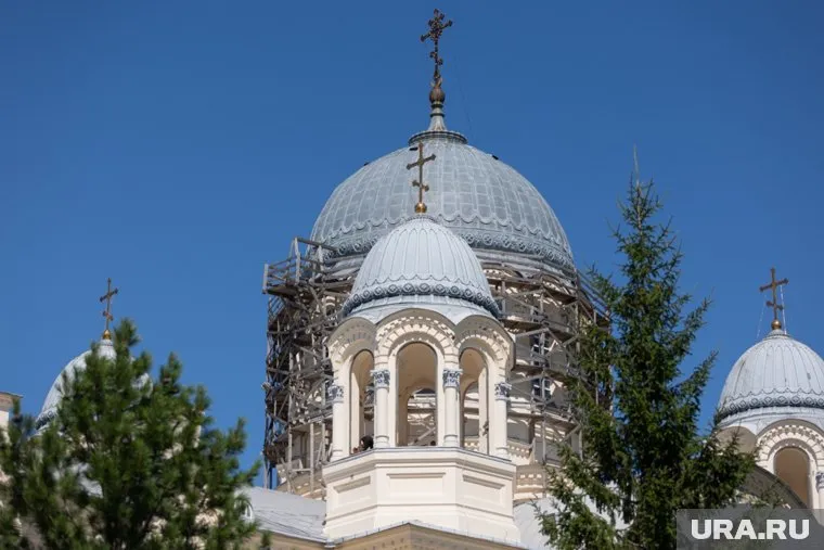 Меценаты проведут первый этап реконструкции Крестовоздвиженского собора за три месяца