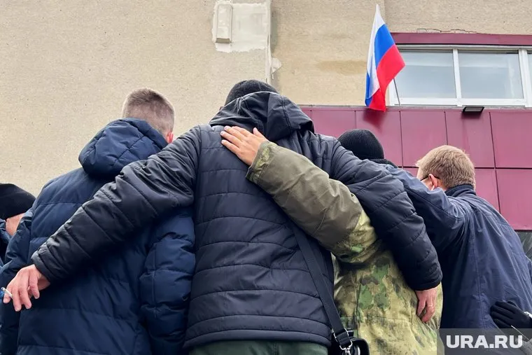 Из Оханского округа в зону проведения спецоперации выехали четверо жителей