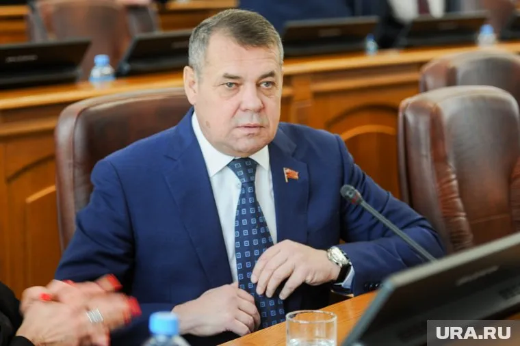 Дмитрий Мельников уходит из челябинской политики