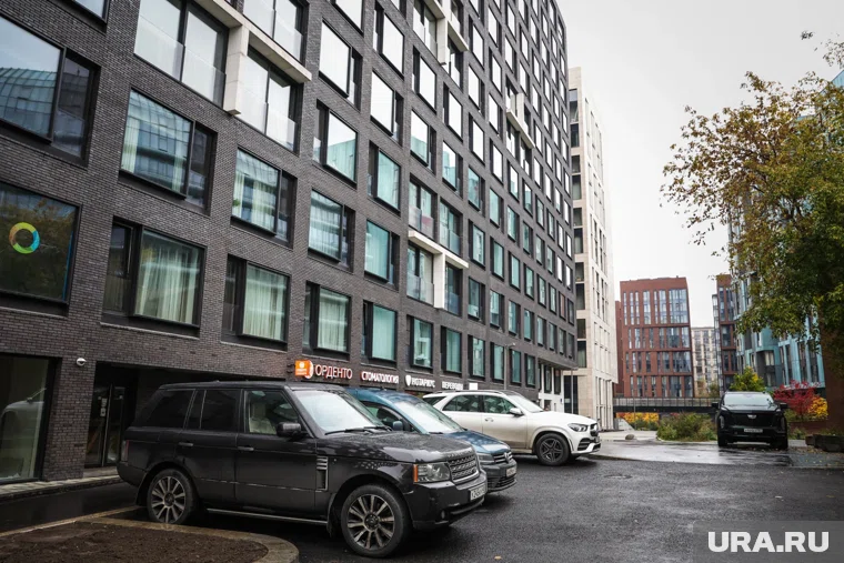 Запрет на ночную стоянку будет действовать одну ночь в неделю, чтобы службы успели убрать снег