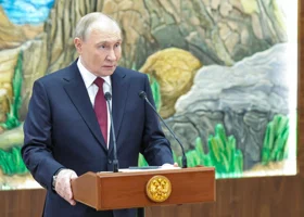 Путин сопоставил коррупционный скандал в Киеве и использование активов РФ