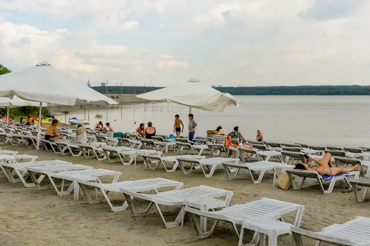 Частный пляж «Западный». Челябинск