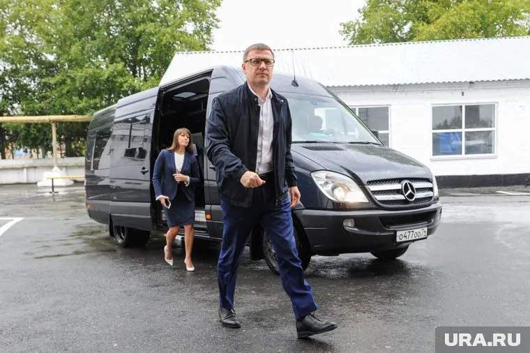 Процесс объединения запустил губернатор Алексей Текслер, приехав в Коркино в августе 2019 года