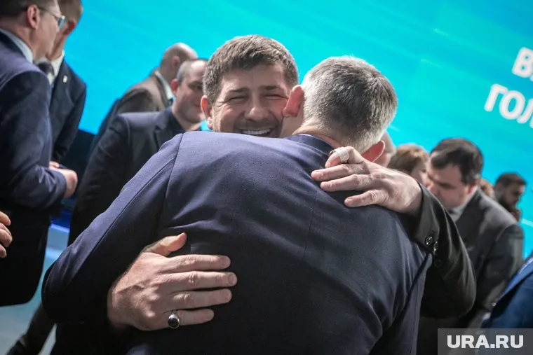 Глава Чечни Кадыров сегодня встретил в грозненском аэропорту секретаря Совбеза Николая Патрушева