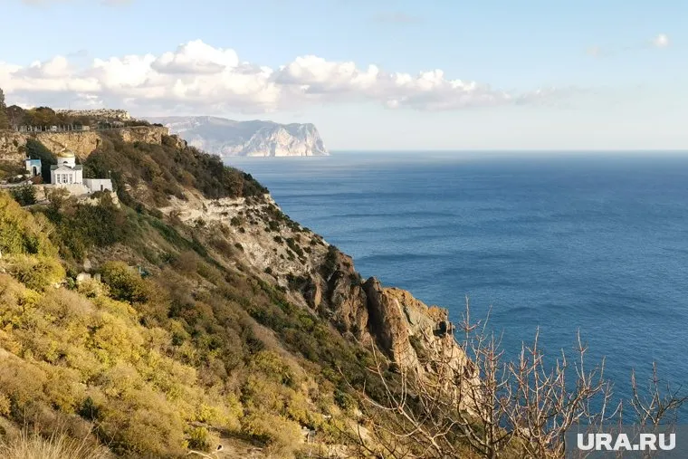 Крым интересен странам Запада, напомнил Андрей Пинчук