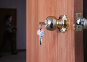 Арестованного экс-мэра Щучьего Дорошенко подозревают в махинациях с квартирами