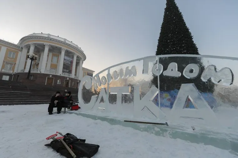 Ледовый городок в городе Сатка, Челябинская область