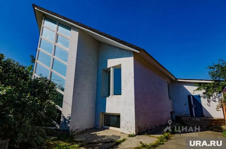 Продажа дома временно остановлена из-за проблем с документами