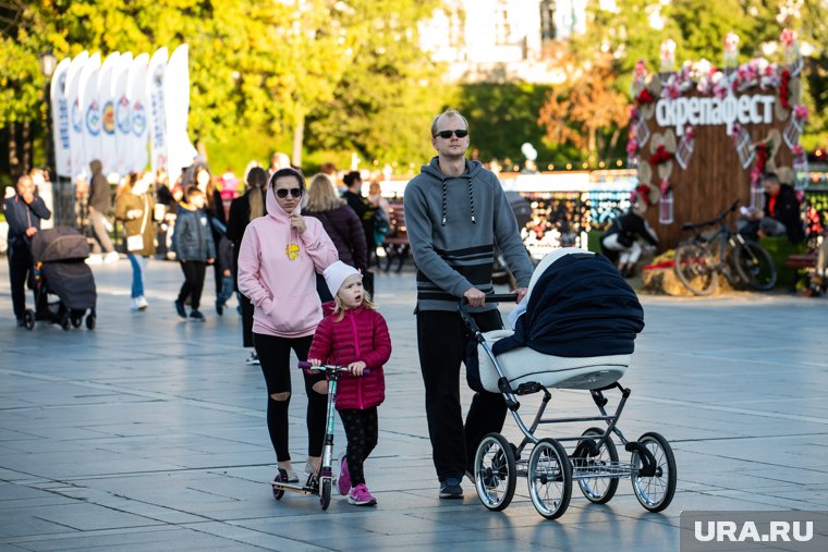 В ЯНАО изменится стоимость подарочного набора для новорожденных