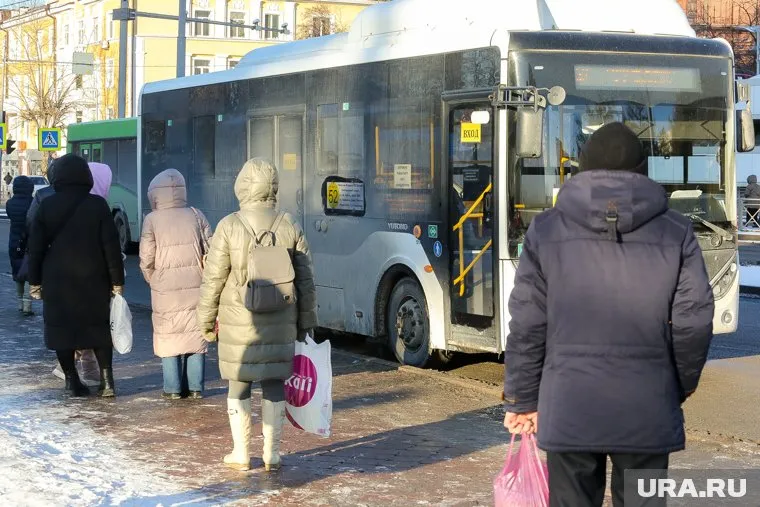 С 31 декабря по 8 января в Тюмени автобусы будут работать по расписанию выходных дней