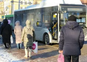 Тюменцам рассказали, как будут работать автобусы в праздники