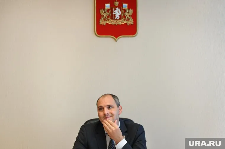 Сам Денис Паслер в ближайшее время возглавит реготделение ЕР