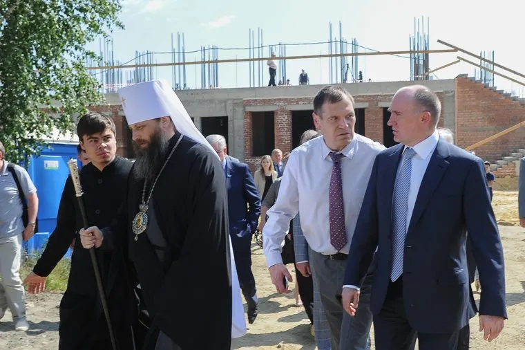 Закладка капсулы Кафедральный собор Рождества Христова Челябинск, барышев андрей, дубровский борис, митрополит никодим