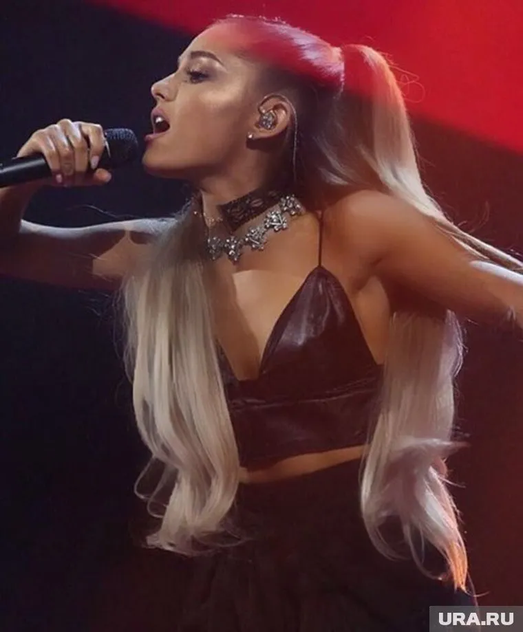 Теракт, поизошедший на собственном шоу, потряс молодую певицу