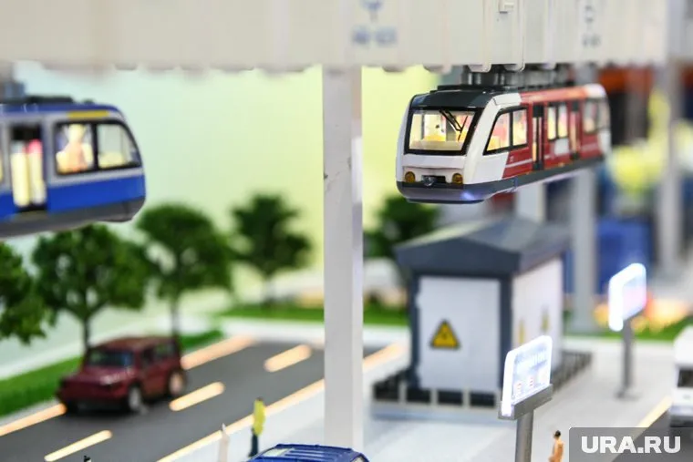 Проект надземного метро презентовала корпорация «Хэгуан Тунхуэй» из Харбина