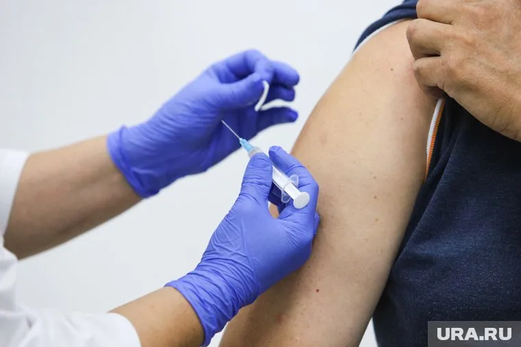 Роспотребнадзор дал разъяснения по обязательной вакцинации в Курганской области