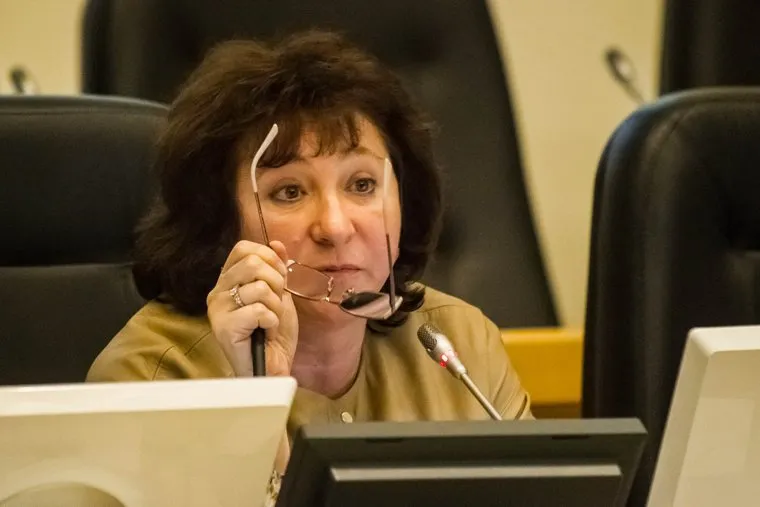 Чиновники. Отраслевое совещание по здравоохранению. Мэрия. Тюмень