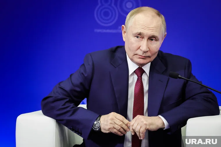 Путин и Трамп договорились подумать над сложными вопросами на базе дискуссии на Аляске, заявил российский лидер