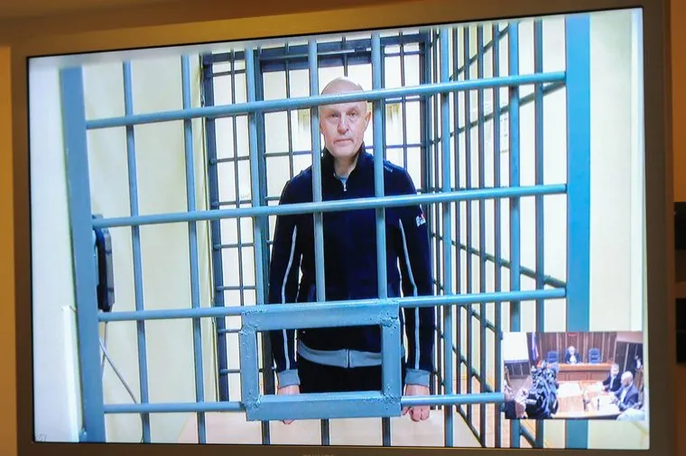 Челябинский областной суд, апелляция адвокатов бывшего сити-менеджера Сергея Давыдова. Челябинск, давыдов сергей