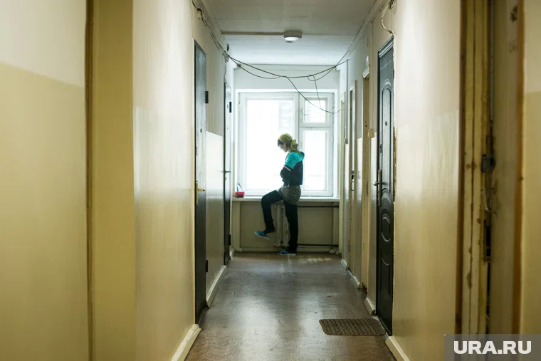 Парня нашли в общежитии друзья