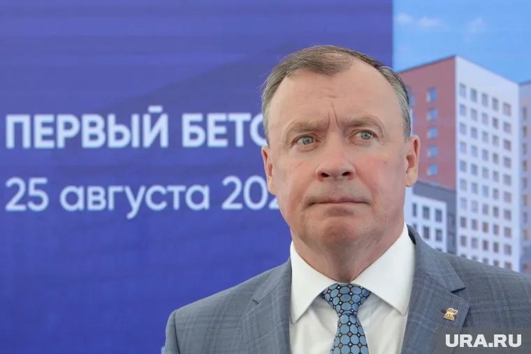 Алексей Орлов использовал возможность показать, что решения — особенно кадровые — принимает самостоятельно