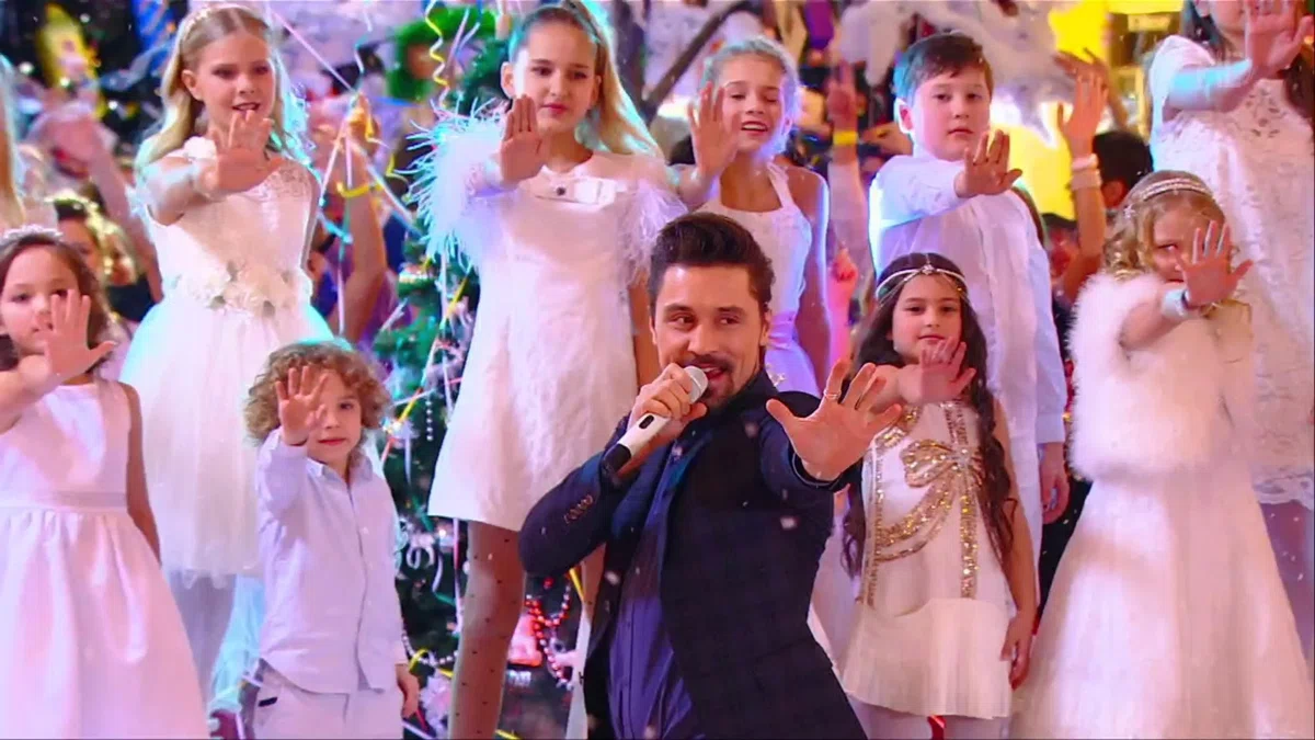 Артисты начали съемки новогодних концертов на студии «Мосфильм».