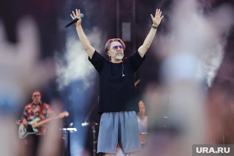 Сергей Шнуров входит в тройку самых высокооплачиваемых артистов предпраздничного сезона