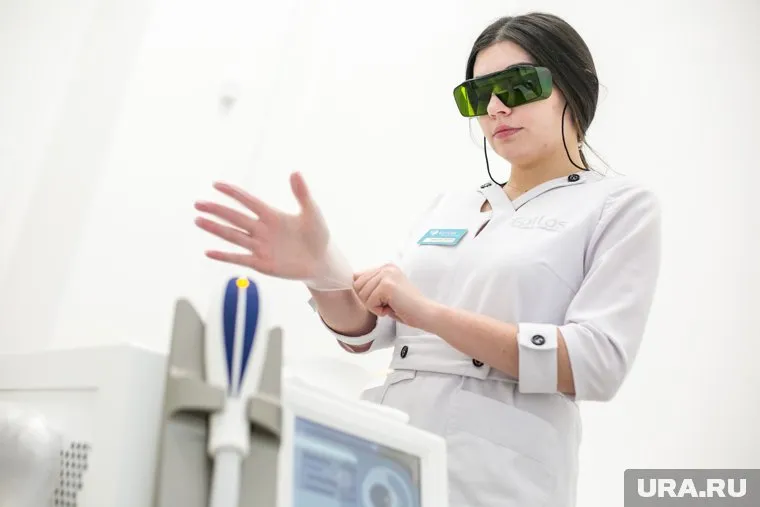 Чтобы не разочароваться в процедуре лазерной эпиляции, при выборе места ее проведения следует учитывать сразу несколько факторов