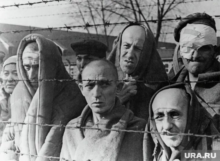 В некоторых лагерях пленные устраивали восстания, чтобы совершить побег