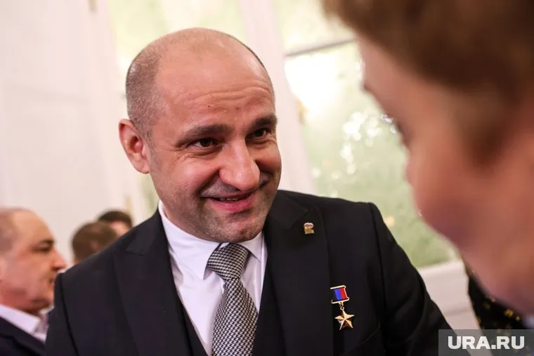 Последний год Артем Жога был председателем Народного совета ДНР