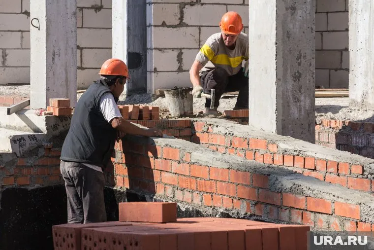 Каждое третье свободное рабочее место на Ямале связано со стройкой